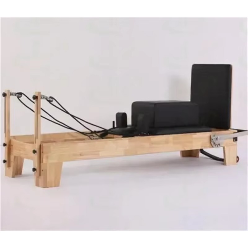 Pilates And Yoga Studio - Lady Esercizio Yoga Studio Equilibrio Macchina