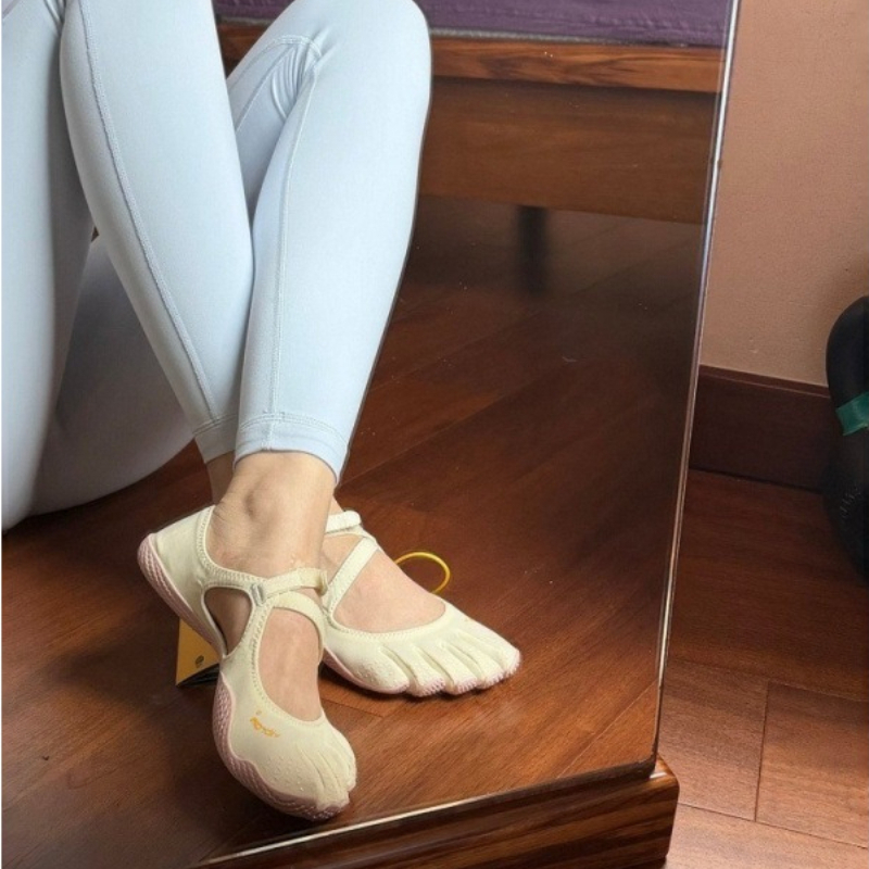 Scarpe da Donna a Cinque Dita  - Pilates Yoga Footwear recensione e prezzo